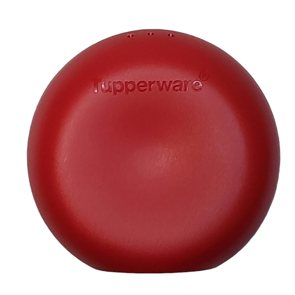 Tupperware Red Round Salt Shaker - Picture 1 of 13